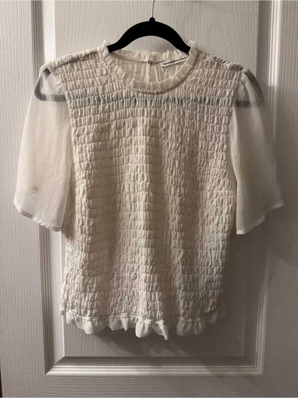 Abercrombie & Fitch Cream Smocked Puff Sleeve Blouse